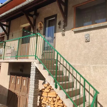 Maison Calme Independante Et Vue Sur Les Montagnes Briancon  Exterior photo
