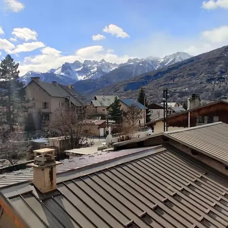 Maison Calme Independante Et Vue Sur Les Montagnes Briancon  Exterior photo